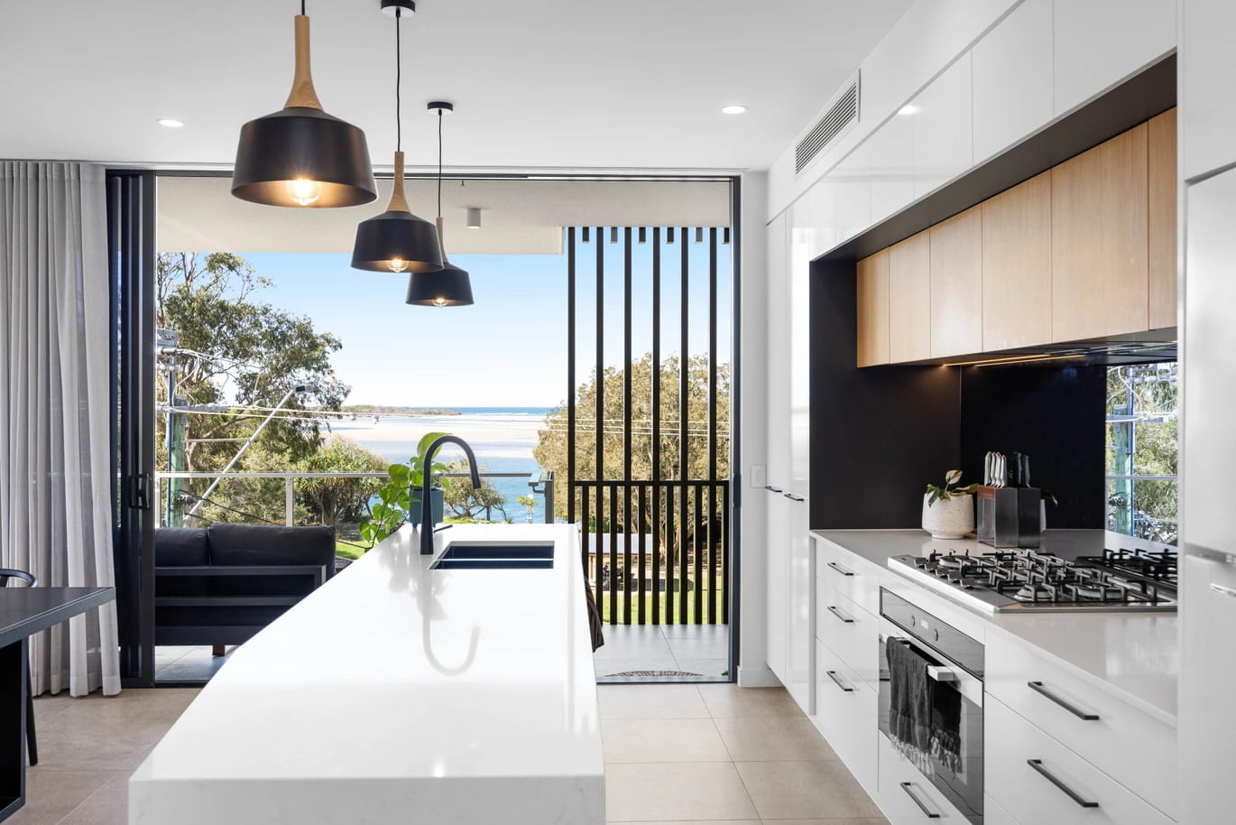 Unit 302 - 65 Esplanade Golden Beach